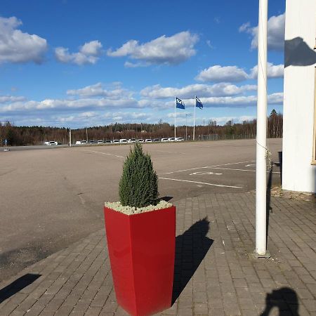 Trestads Restaurang Hotell&Pensionat Vänersborg Εξωτερικό φωτογραφία