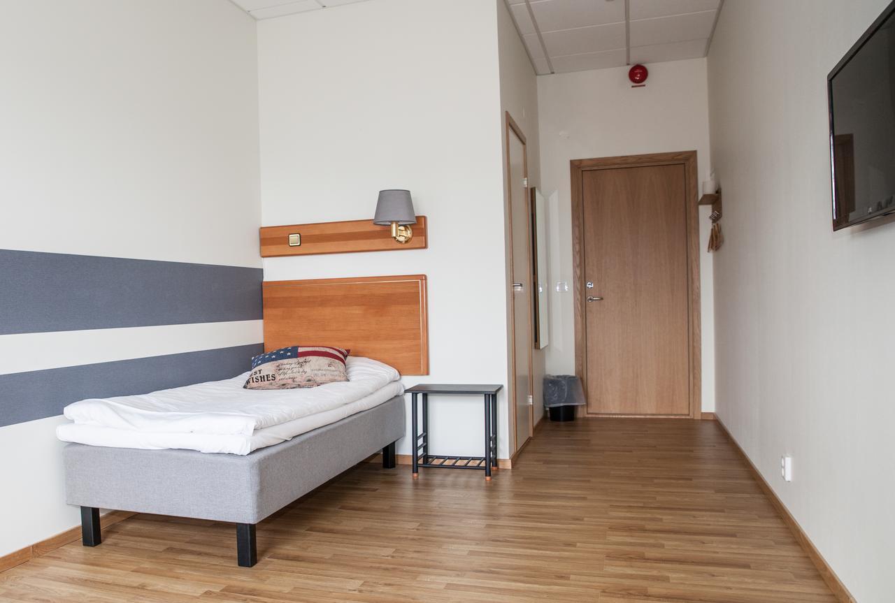 Trestads Restaurang Hotell&Pensionat Vänersborg Εξωτερικό φωτογραφία