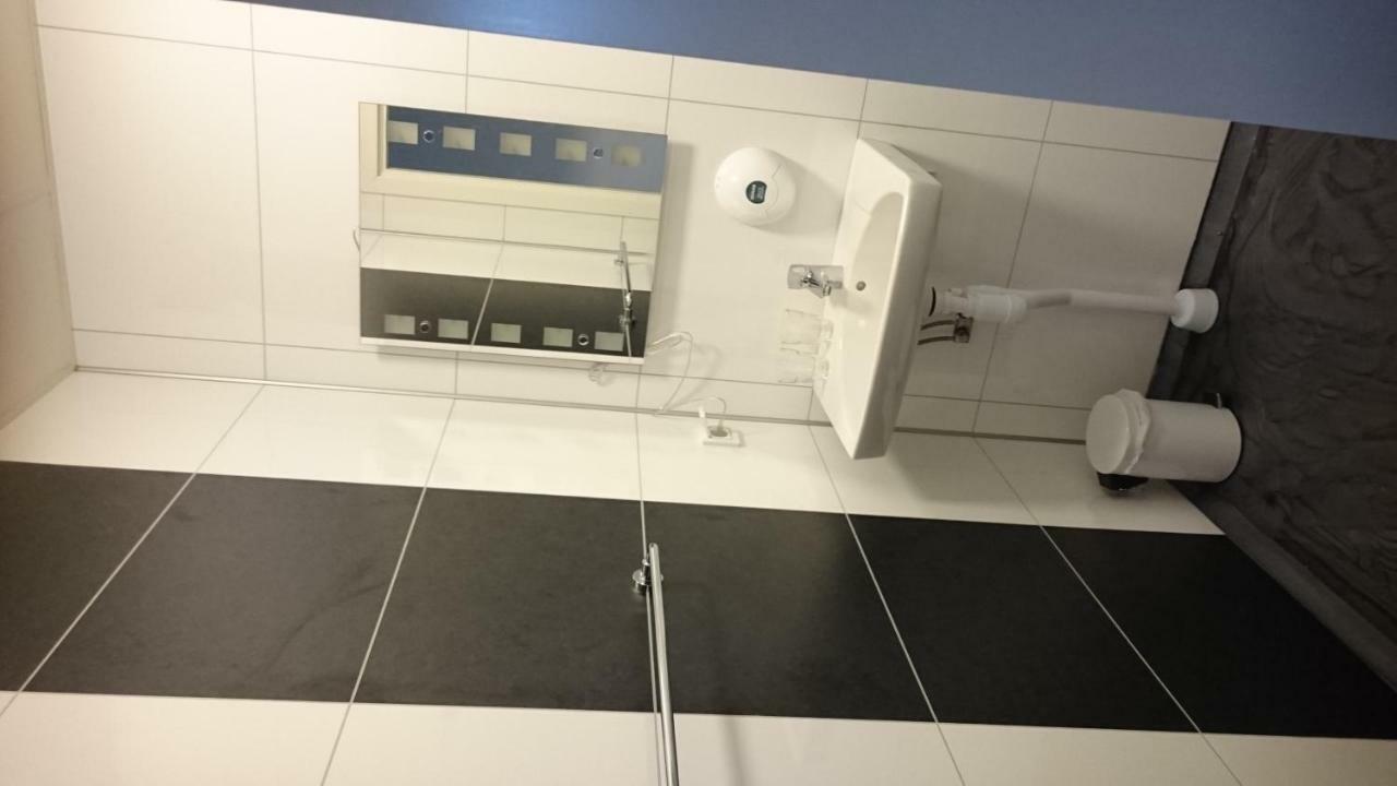 Trestads Restaurang Hotell&Pensionat Vänersborg Εξωτερικό φωτογραφία